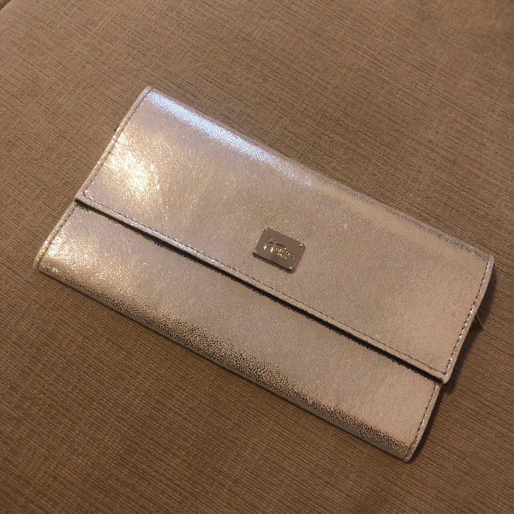 🌸 NWOT IT Brushes for ULTA Brush Envelope Pouch